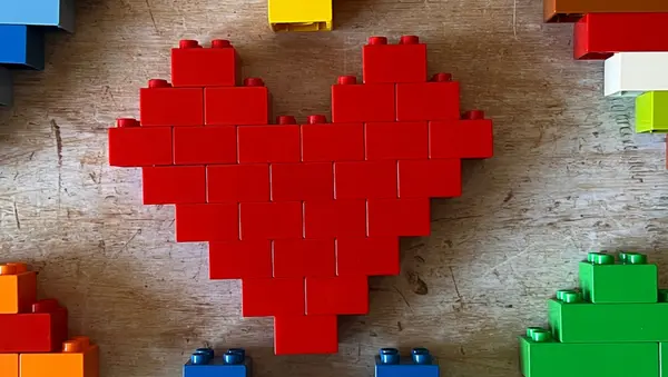Lego Hearts Header
