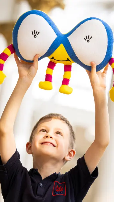 Finn Finity Prize Giving Preview 450x675