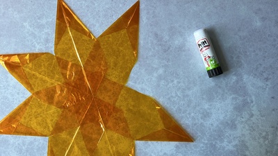 Cellophane star step 9