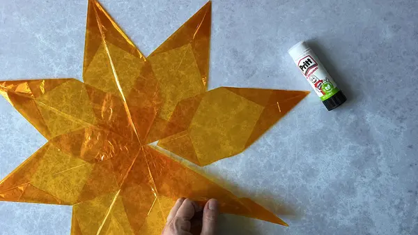 Cellophane star step 10