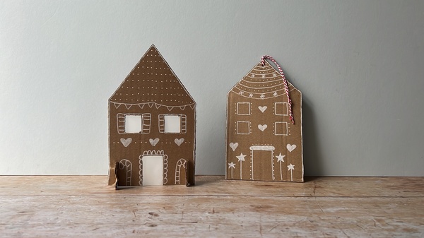 Gingerbread House Tealight 01