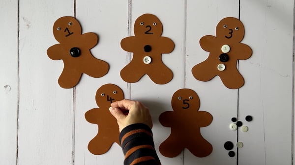 Gingerbread Maths 04